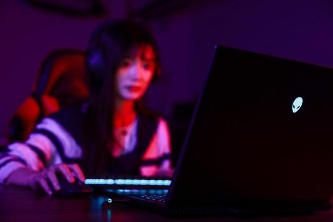 装备矩阵：m16 R2+Pro键鼠耳机性能巅峰开元棋牌网站纯血Alienware外星人电竞(图38)